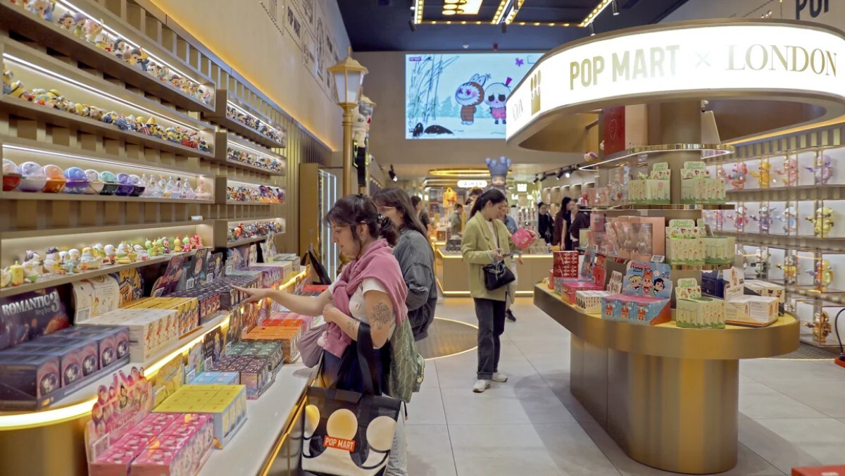 人気のぬいぐるみ「ラブブ」巡ってけんか、店頭販売停止に 英