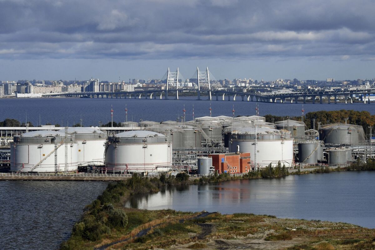 米国の対ロ制裁、原油輸出をはるかに難しく－完全崩壊は回避へ腐心