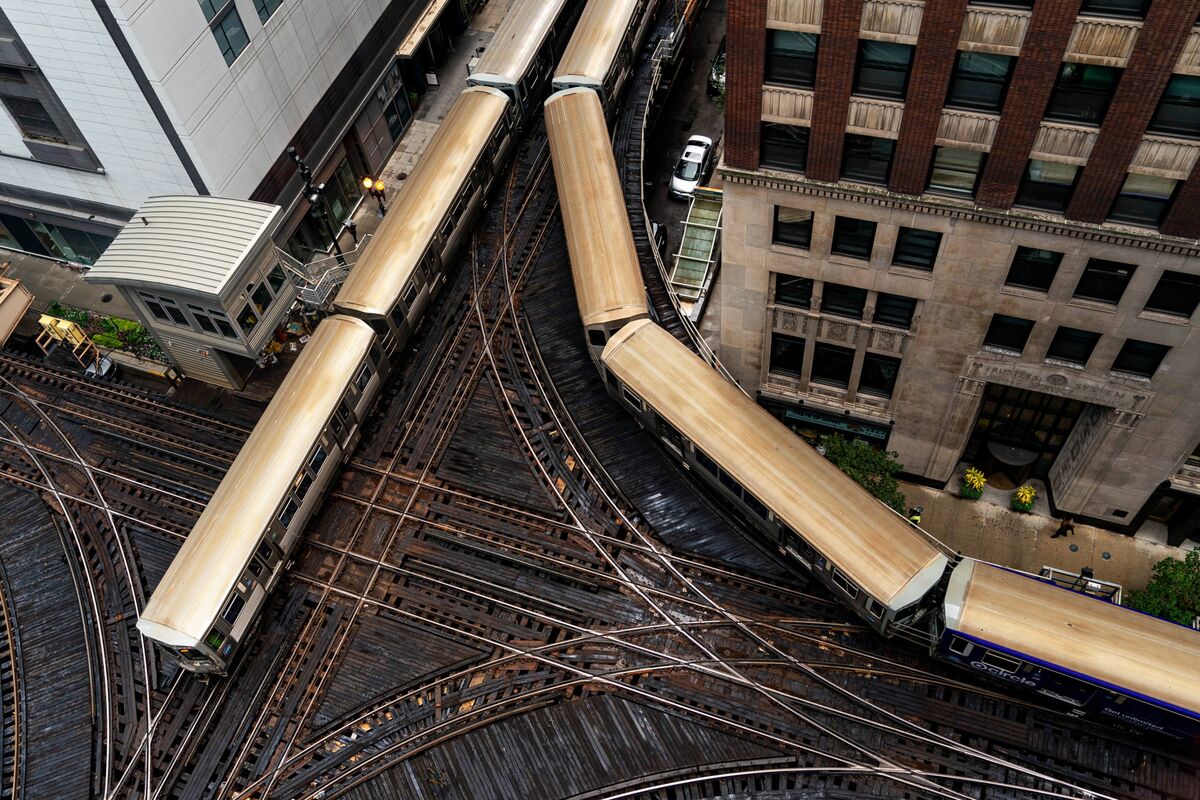 トランプ氏、シカゴ向け20億ドル凍結－政府閉鎖で民主牙城標的に