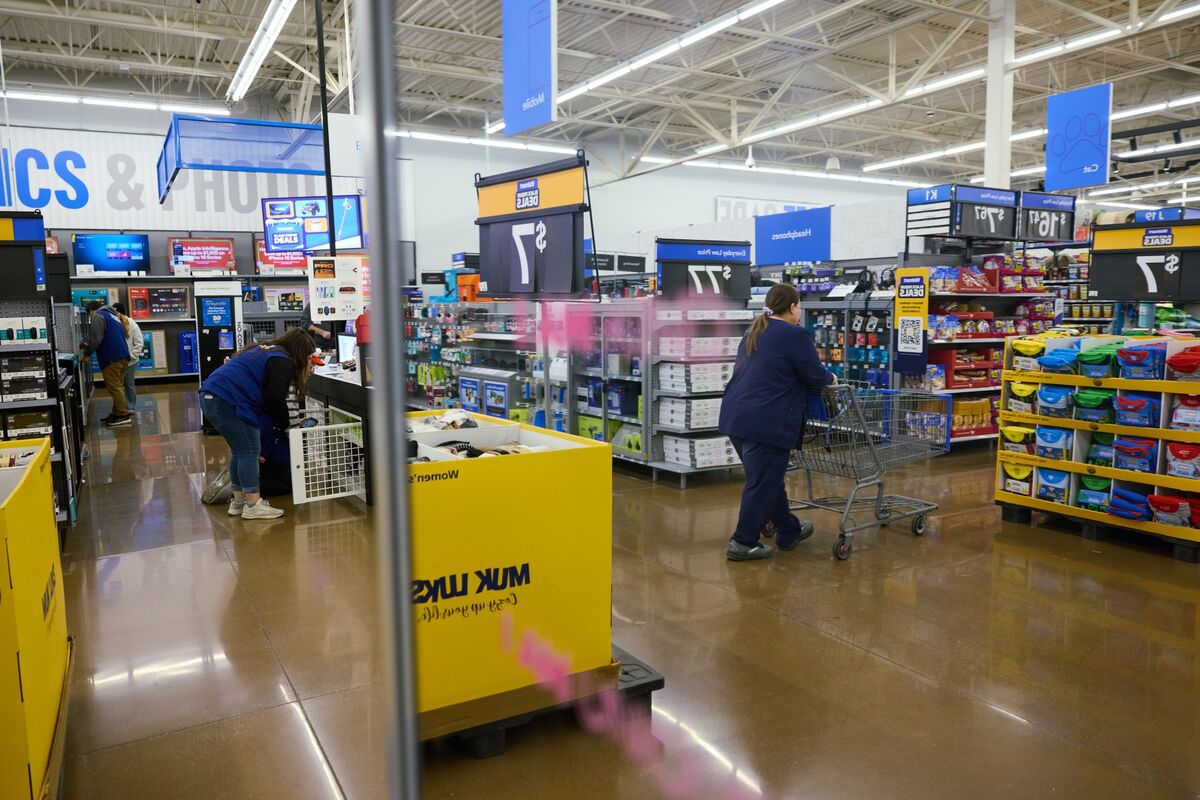 米ブラックフライデー、消費者は慎重姿勢－インフレや関税が逆風に