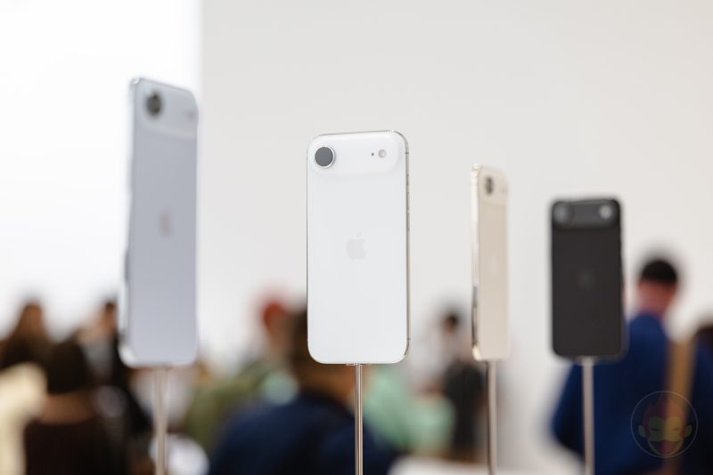 iPhone Airファーストインプレッション：「いつまでも触っていたくなる」薄さの真価