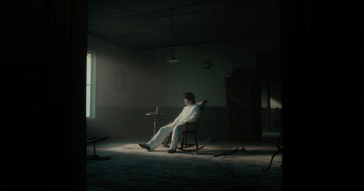 Mrs. GREEN APPLE「天国」リリックビデオ公開、大森元貴の歌唱をワンカット撮影