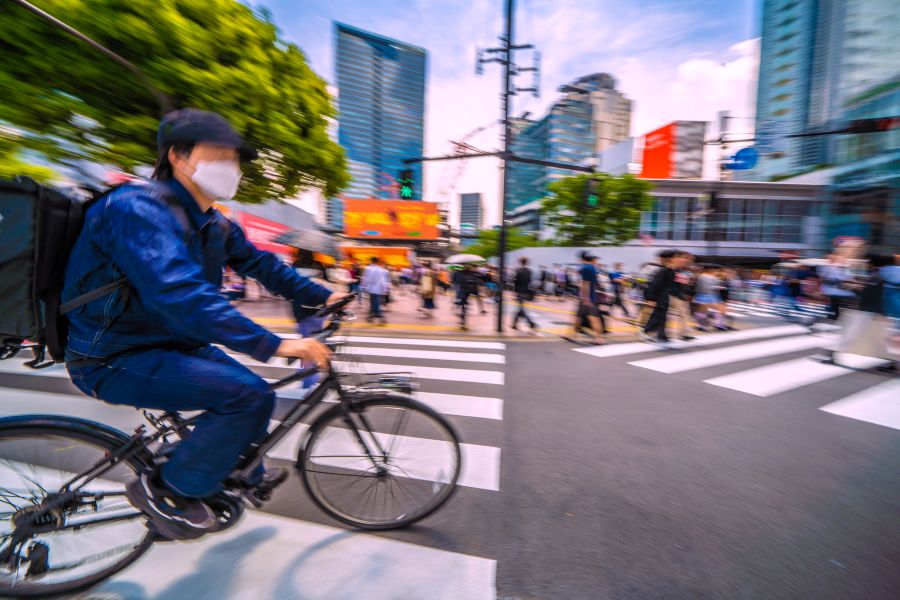 「自転車をやめた」も多数!? 青切符導入でここまで意識が変わった！ 「絶対に止まるようになった」「捕まるくらいなら最初から車」一部行為には“危険”の声も