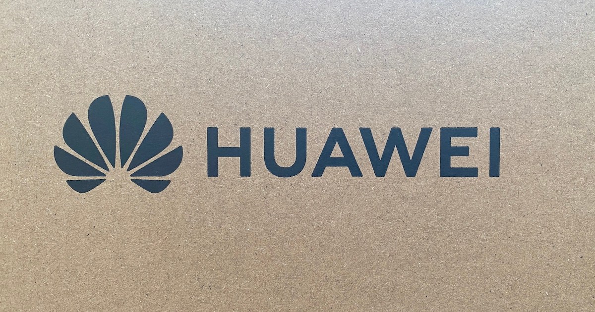 【7680円】興味本位で「HUAWEI（ファーウェイ）の福袋」を買ったら、全く想像できないものが2つも入ってた