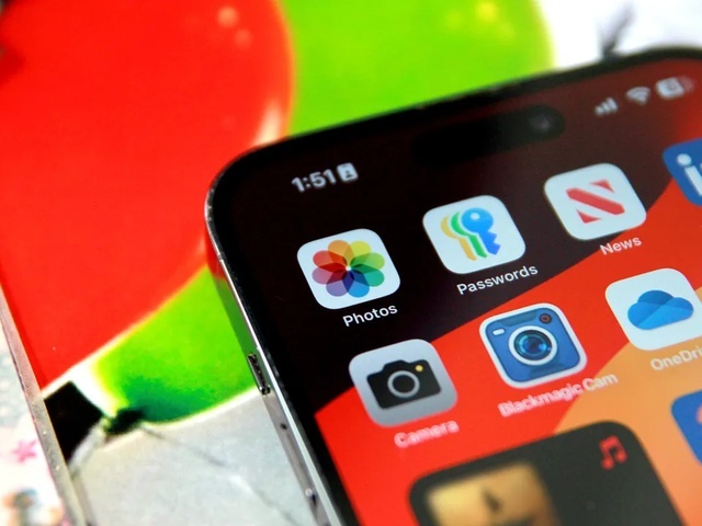 「iPhone」のバッテリーをApple Storeで初めて交換