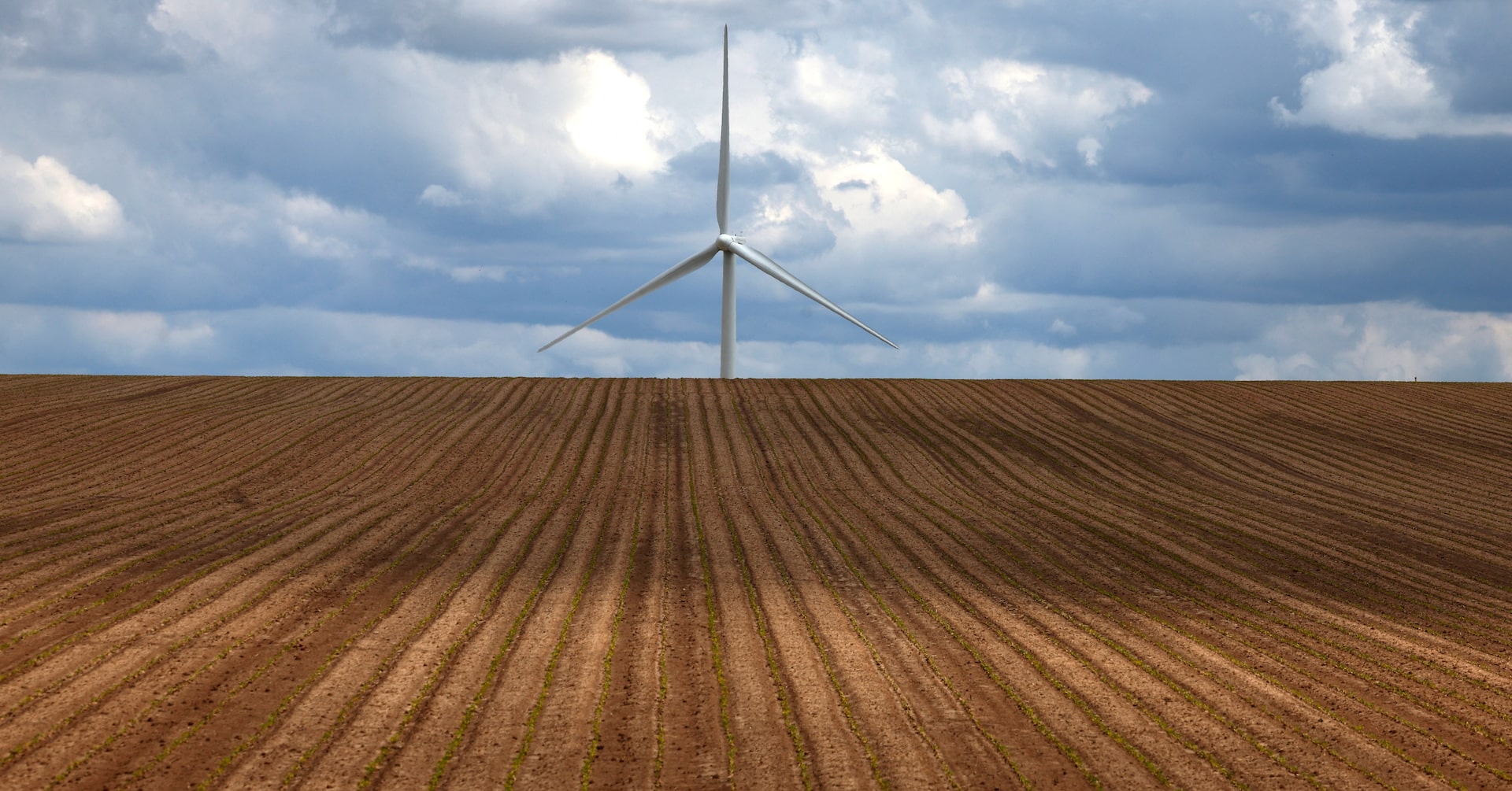 コラム：パリ協定から10年、米中欧の自国優先主義で険しい道のり