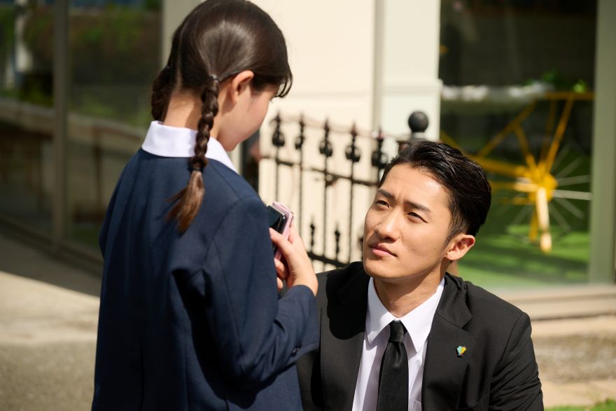 総理大臣を目指す博識小学生、今の政治をバッサリ斬り捨て！「足を引っ張るおじさんが霞が関にばっこしてる」＜恋する警護24時 season2＞