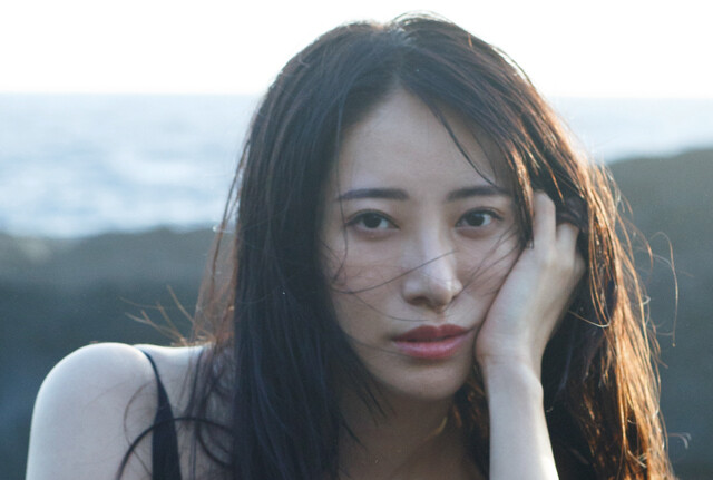 染谷有香が水着グラビアからヌードへ。写真家・中村 昇との11年の集大成！「もう言葉なんていらないかもって」