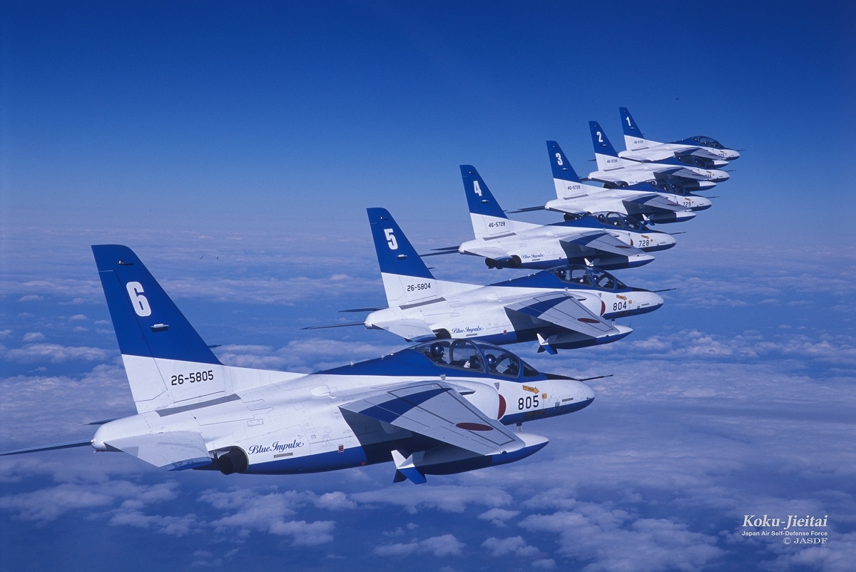 ブルーインパルス、小松基地航空祭で26日に予行飛行か 27日本番の時間・天気、駐車場・シャトルバスは