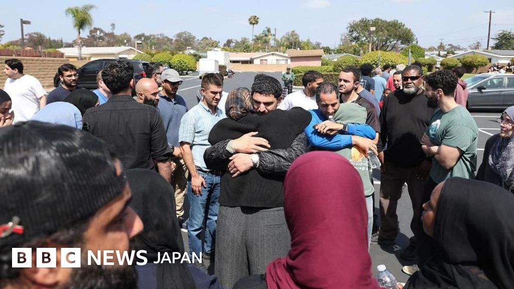 米サンディエゴのイスラム教礼拝所で銃撃、容疑者少年2人含む5人死亡