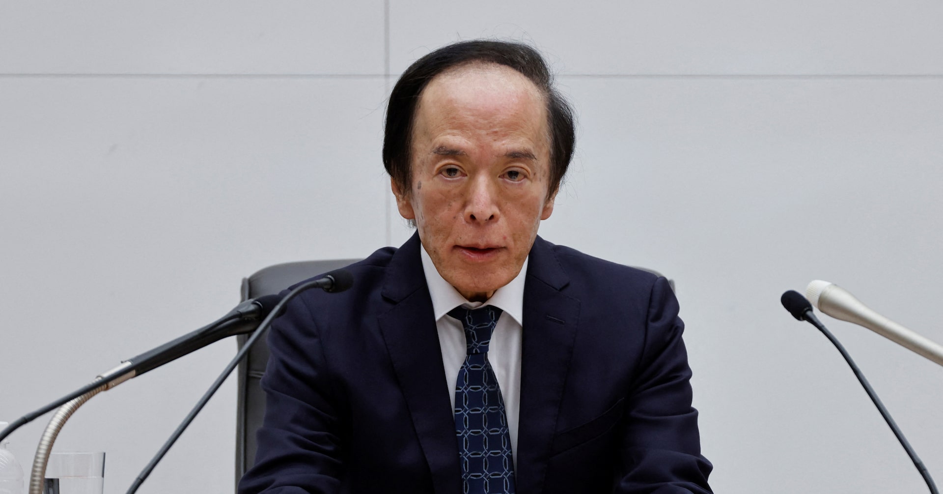 日銀総裁、中立金利の推計値下限まで「少し距離ある」 利上げ継続姿勢