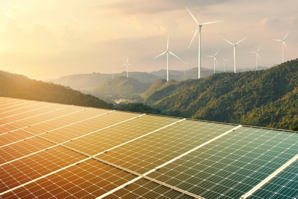 太陽光発電はすでに化石燃料より安い？2050年、再エネが世界の主力電源に（AMP［アンプ］）