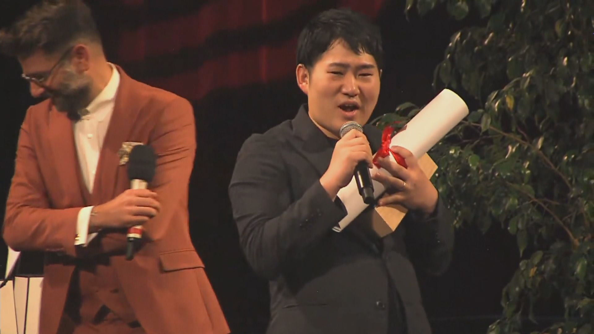 岡山市出身の指揮者・米田覚士さんが快挙 高校で1学年下に藤井風さん 恩師が語る「人柄」