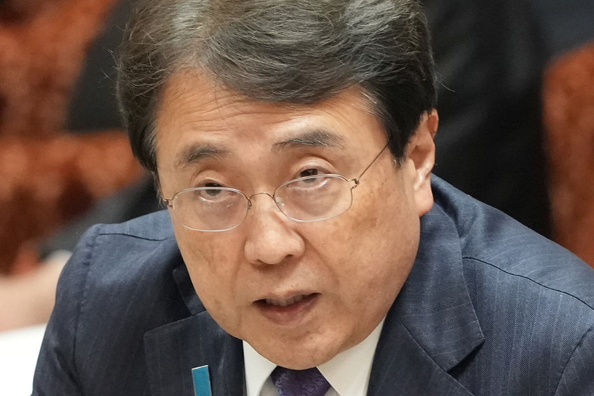 「ほんっとにズレてる」赤沢大臣 子育てママへの“寄り添い”投稿に疑問の声続出…“現役世代”から「現実をわかってない」指摘も
