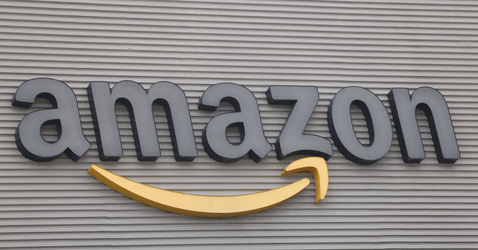 アマゾン、プライムデー米売上高28％増の238億ドルに アドビ予想