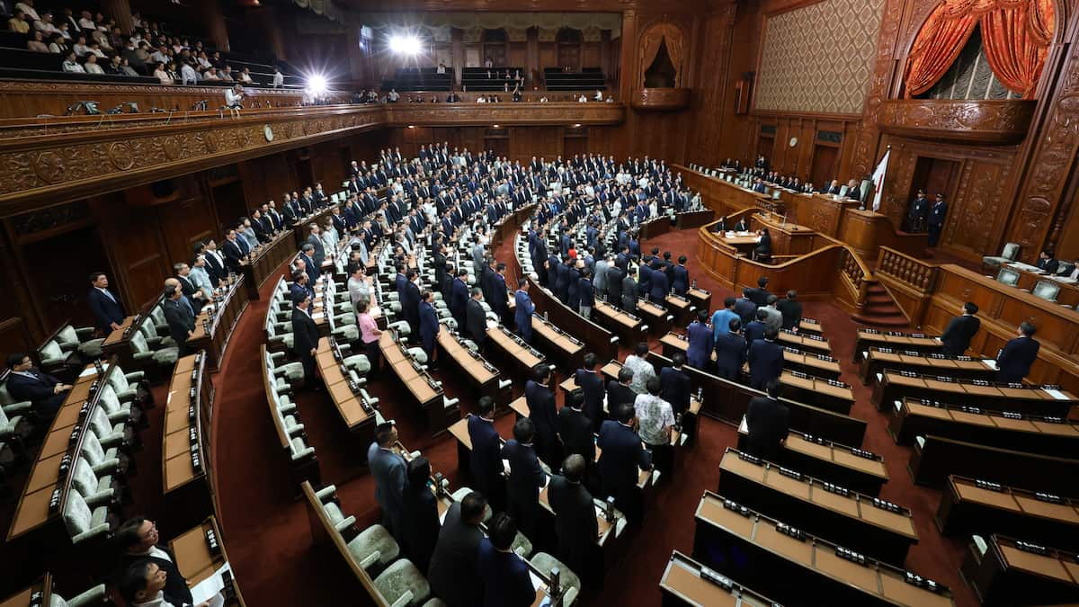 日の丸守るのは軍国主義か 国旗損壊罪への筋違いの反対論 一筆多論 論説副委員長・坂井広志