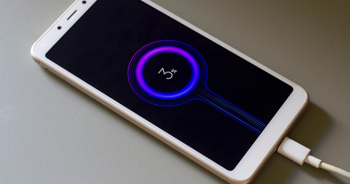 「0％になってから充電すべき」は誤解だった。Androidバッテリー長持ちさせるコツ