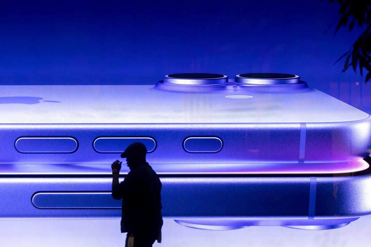 トランプ氏、アップルに25％関税を警告－iPhone国内製造を要求