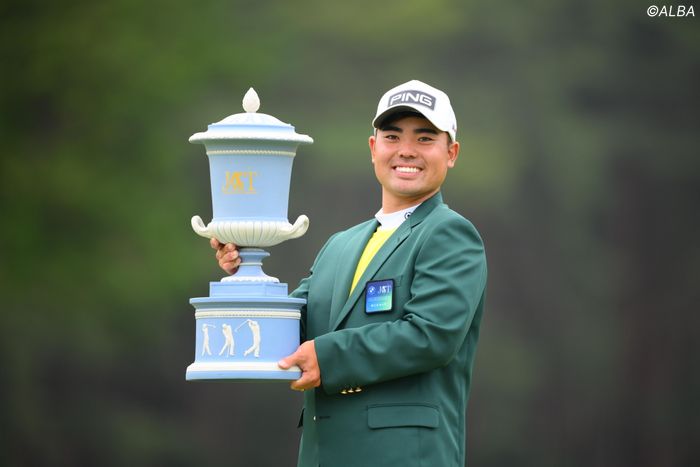 蝉川泰果が史上最年少で日本タイトル3冠達成 堀川未来夢とのプレーオフを制す