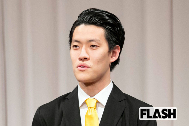 霜降り明星・粗品「典型的な中居正広の系譜」timelesz・菊池風磨の“芸人イジり”に大激怒も“ブーメラン”と批判の声（SmartFLASH）｜ｄメニューニュース