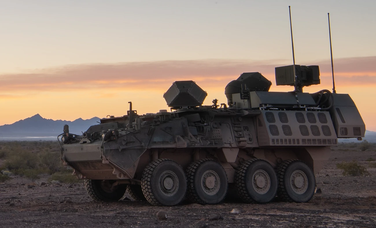 軍上層部が全面的に支持するレーザー兵器、脅威と直面する兵士は信頼せず