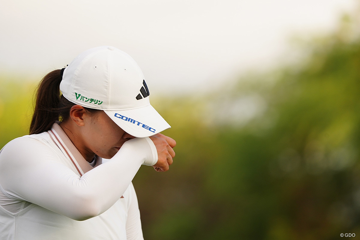 涙の渋野日向子 来季出場権は“他力”ラストチャンスへ「出られるといいけど…頑張ります」