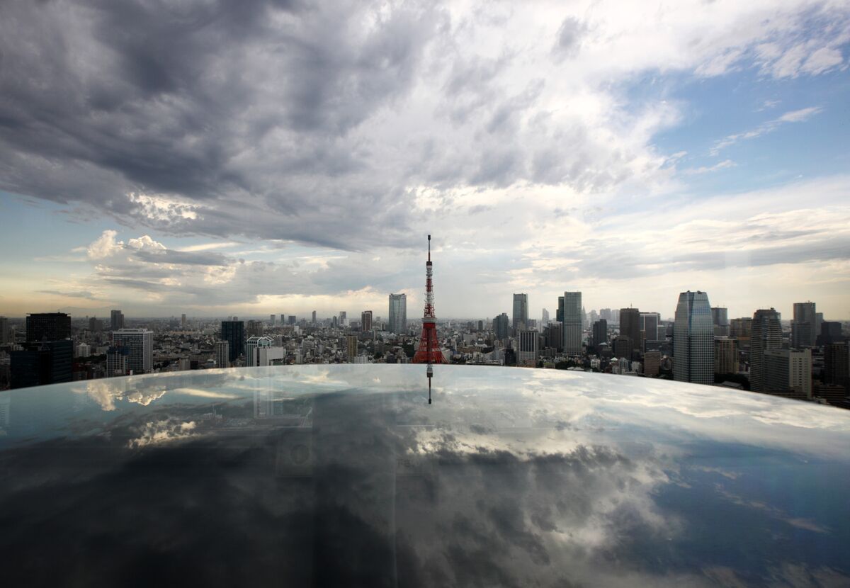 20年国債入札を投資家警戒、政治・財政リスク渦巻く－日銀会合も注視