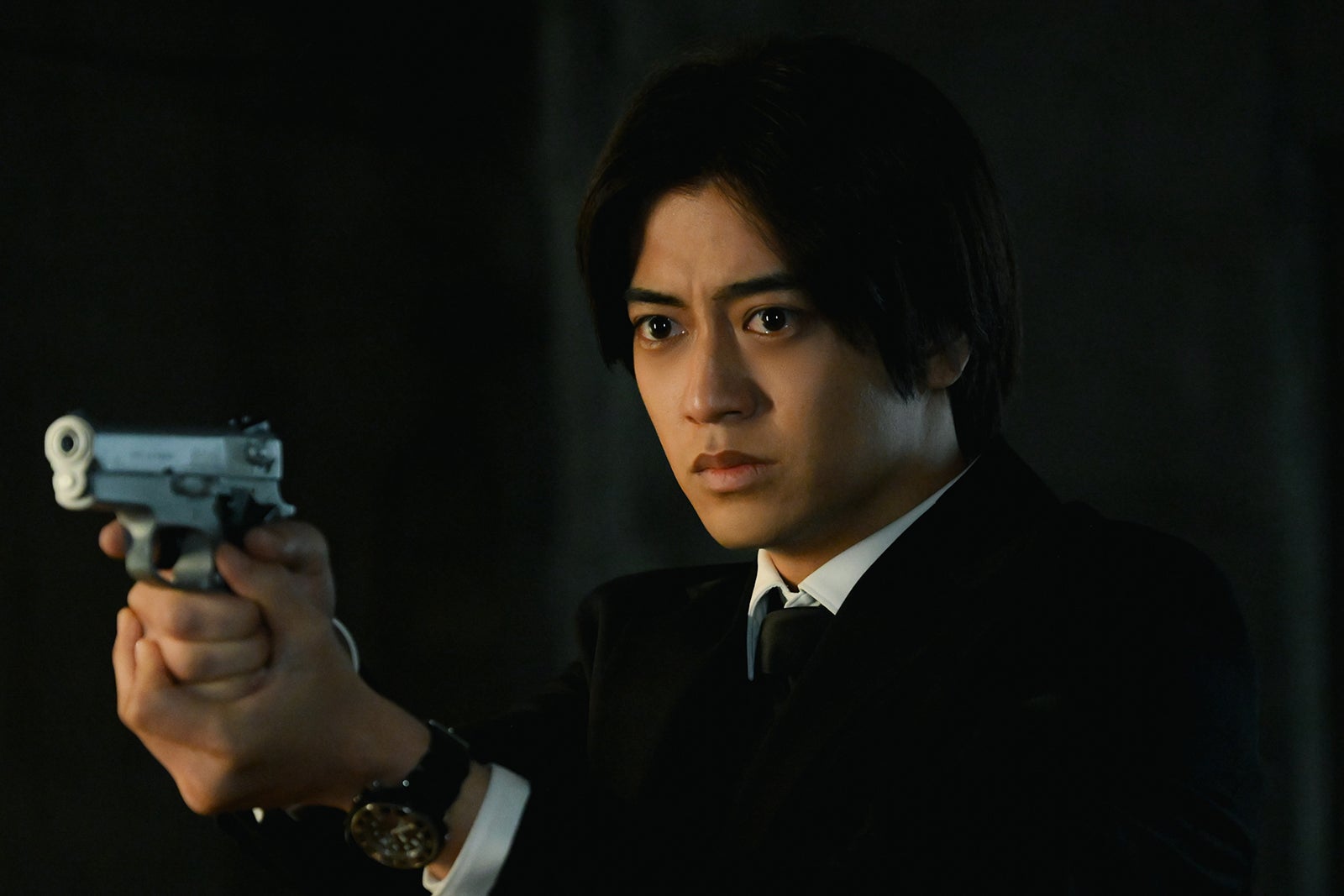 King ＆ Prince高橋海人、初共演・中村倫也の凄み「毎日背中を見て学んでいました」挿入歌「I Know」制作裏話も語る【「DOPE 麻薬取締部特捜課」インタビュー】