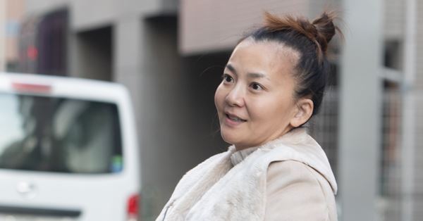 「大丈夫かな」華原朋美 1カ月前の“激痩せ近影”にSNS騒然…8カ月前はふっくら姿も明かしていた「ダイエット方法」