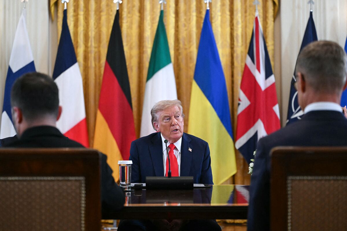 トランプ氏、プーチン氏とゼレンスキー氏に和平へ向け柔軟性求める