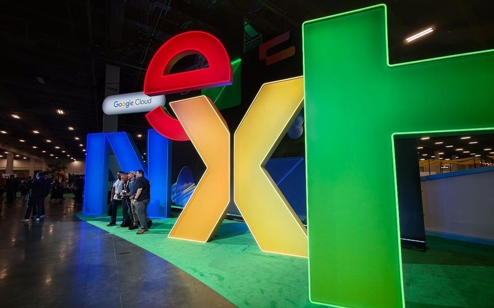 グーグルが投資額6倍で「AIエージェント全力投球」。チャットで仕事が終わるGoogle Cloudの新戦略