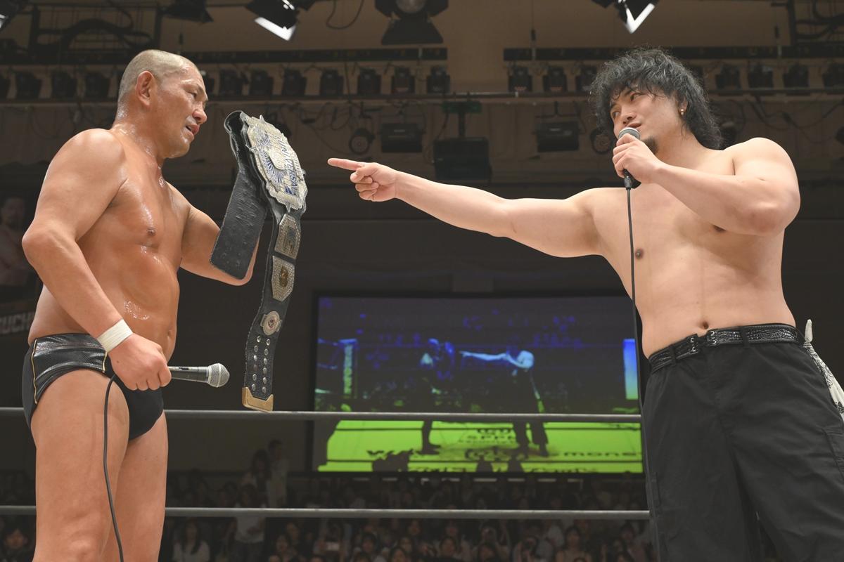UNIVERSAL王者・鈴木みのるが青木真也にTKO勝ちでV3成功！元王者MAOが8・31後楽園で挑戦へ（プロレスTODAY）