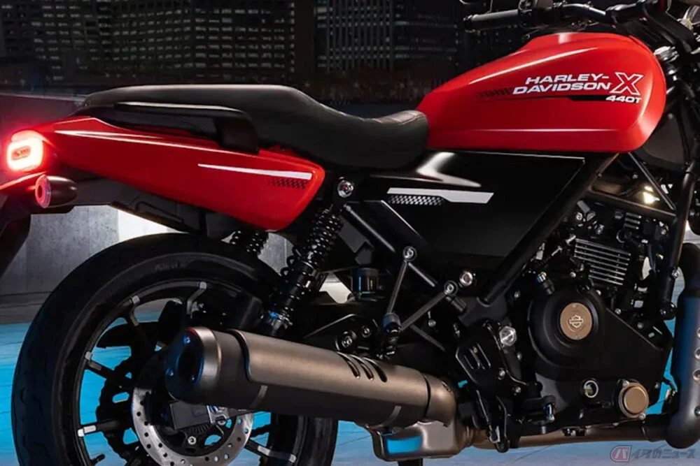 「ハーレー」から新たなシングルエンジン・ネイキッド登場!! 「X350」「X500」「X440」に続く新たな"X"「X440T」インドで発表