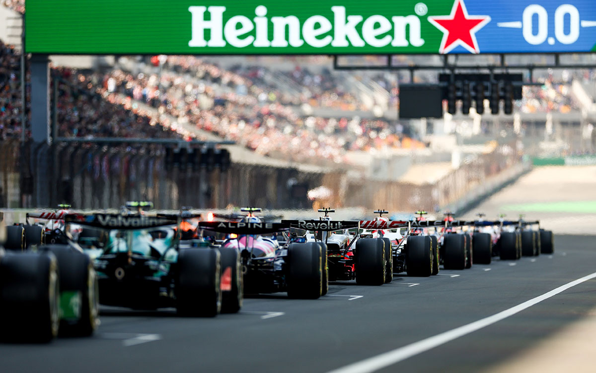 F1中国GP決勝 見どころ総覧：展開で揺れるタイヤ戦略、ドライ濃厚も鍵握る天候、5台変動のスターティンググリッド