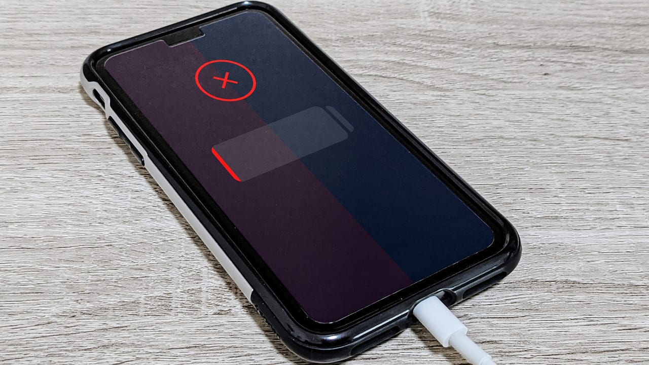 スマホを充電しながら使うのは危険？ バッテリー寿命を延ばす正しい充電方法