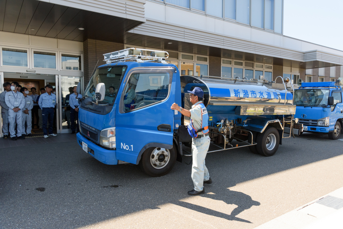 資源ごみの出し方変更 節水区域内にも給水スポット 新潟市から給水車も 上越市新たな節水策
