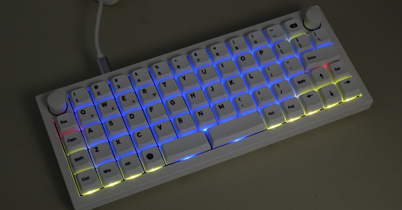 オーソリニア配列キーボード「Keychron Q15 Max」を試す 美しいグリッド配列は人を選ぶ？（1/3 ページ）