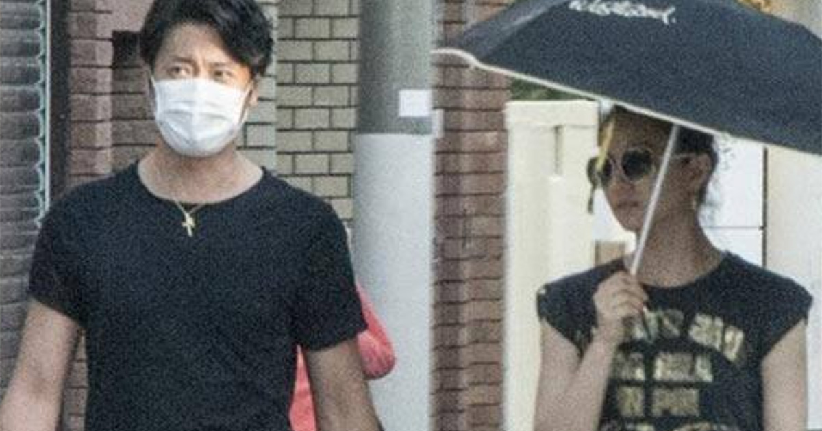 「随分変わった」妻は中越典子の元戦隊ヒーロー俳優（47） 金アクセ＆日焼け髭ヅラの“ワイルド外見”に変貌でネット衝撃
