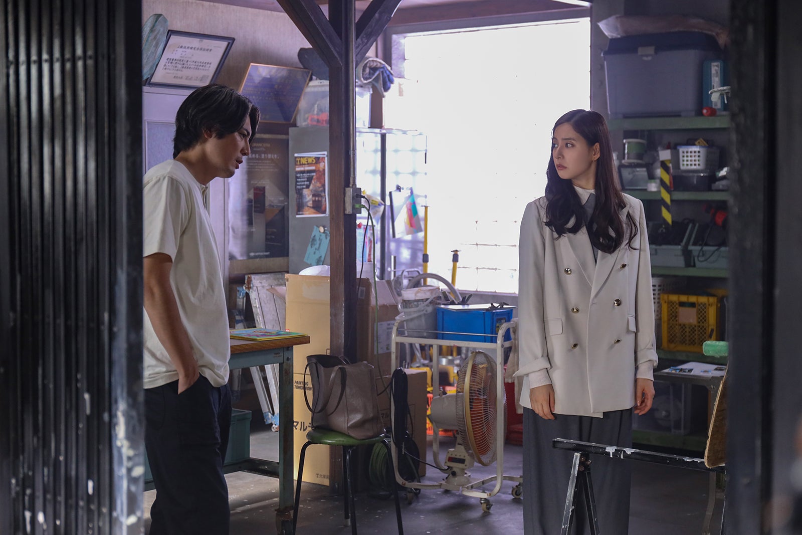 「良いこと悪いこと」ポスタービジュアルの仕掛けに視聴者驚愕「気付いた人すごい」「違和感ありまくり」