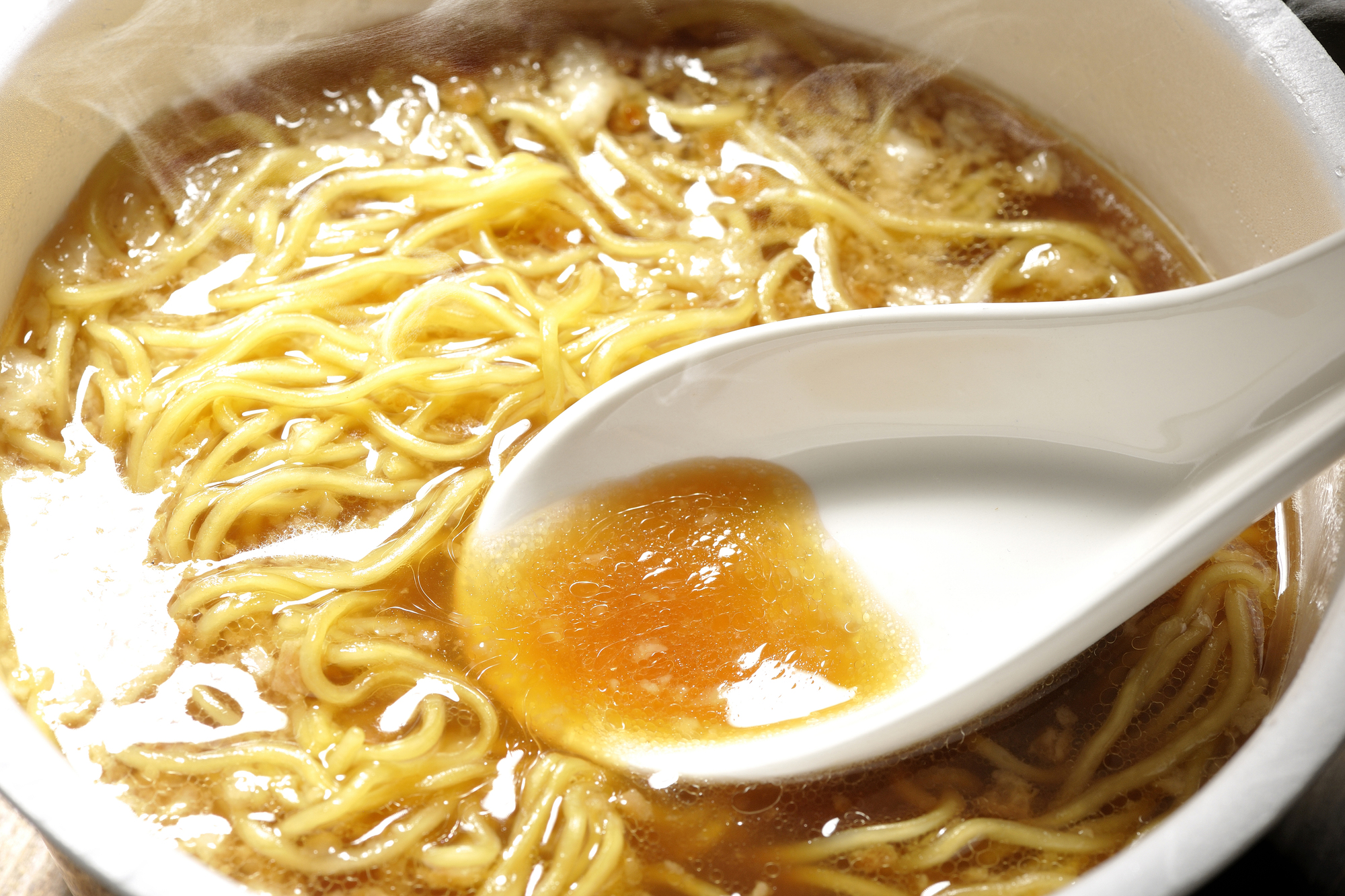 「袋麺の王様だと思ってる」 30代以下が最高にうまいと思う“袋麺シリーズ”1位に「スープも素晴らしくうまい」「どの味もハズレがない」の声