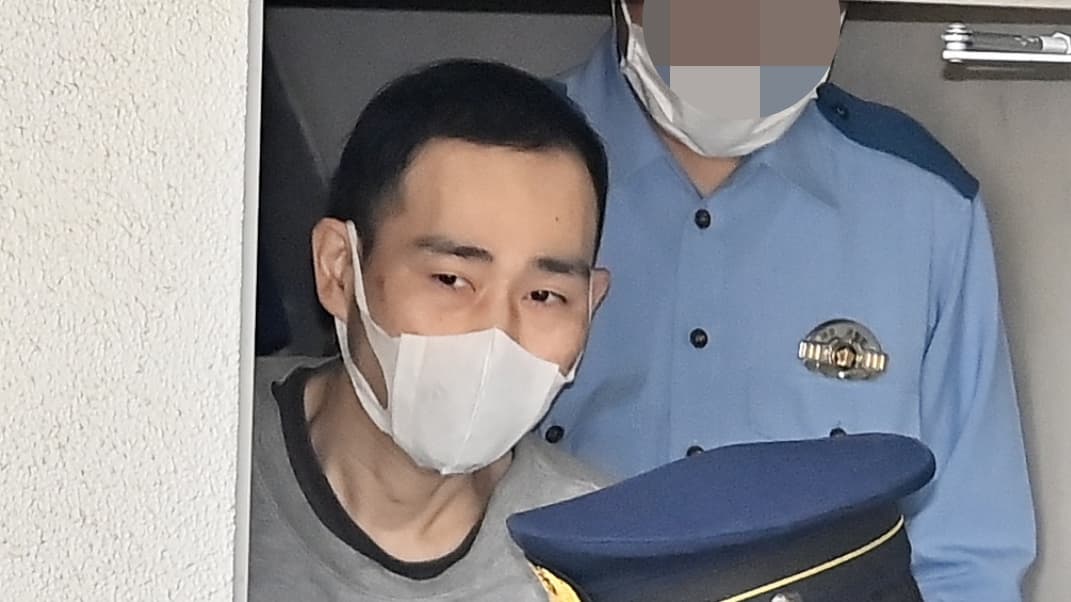 報道陣を見て天を仰いで…「テレビがつかない」で口論となって実の母親を殺した49歳息子の素顔