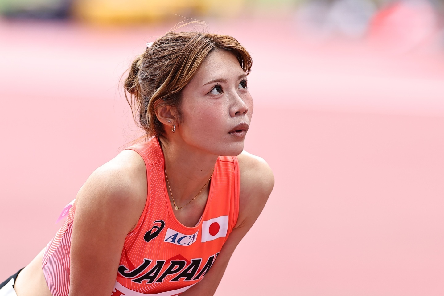 「待て待て可愛すぎる似合いすぎる!!」東京世界陸上に出場した女子ハードラーの“激変モデル姿”に陸上関係者も喝采「お肌ツヤツヤだ」