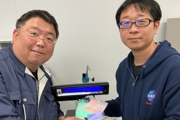 「最初はライトセーバー作ろうと思ってた」静電気を“見えるように”したニ人の科学者【ナゾロジー×産総研 未解明のナゾに挑む研究者たち】
