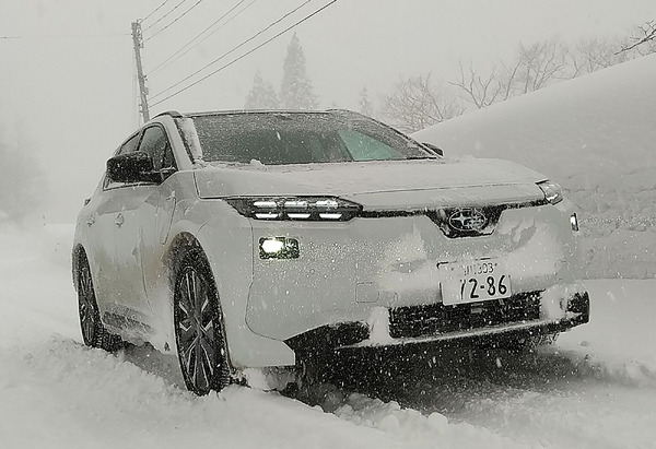 【スバル ソルテラ 1000km試乗】電動AWDは雪に強いのか？ 圧巻の走行性能と、浮き彫りになった「雪国での実用性」の課題