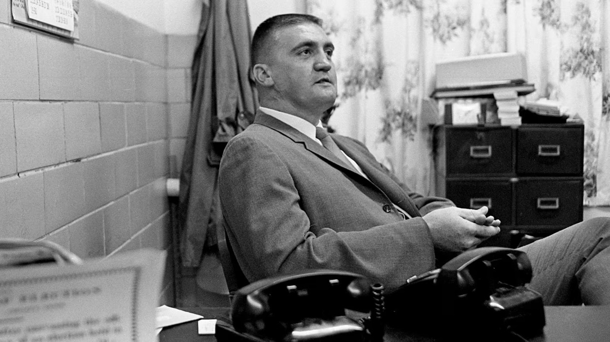 映画のヒーローか冷酷な殺人者か、「伝説の」保安官に浮上した妻射殺疑惑 テネシー州の郡が直面する闇