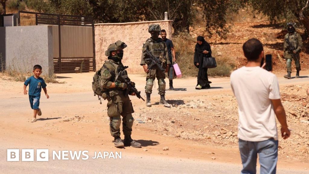 イスラエル人入植者に住宅包囲されたパレスチナ人に退去命令、ヨルダン川西岸地区