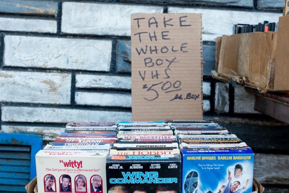 VHS、使い捨てカメラ、たまごっち…アメリカのZ世代が夢中になっている90年代テクノロジー10選（海外）（BUSINESS INSIDER JAPAN）