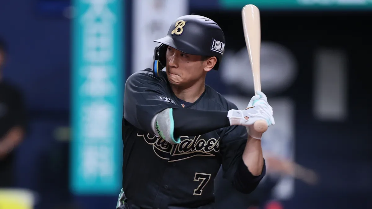 【動画】「ごめん。もう完璧ですわ」 オリックス・西川龍馬の逆転満塁弾に反響 「バット投げ&確信歩きがかっこよすぎ」
