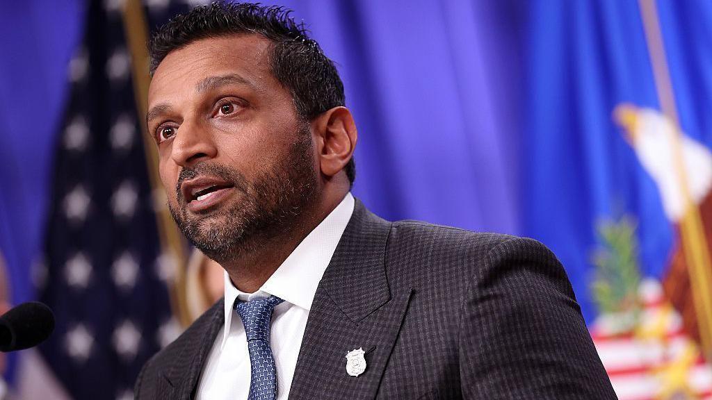 イラン系ハッカー集団、FBI長官の個人メールアカウントに侵入 FBI認める