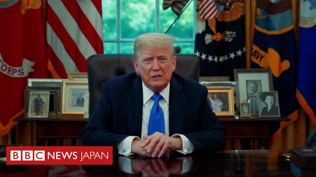 トランプ氏、12カ国からの入国を原則禁止 7カ国にも制限